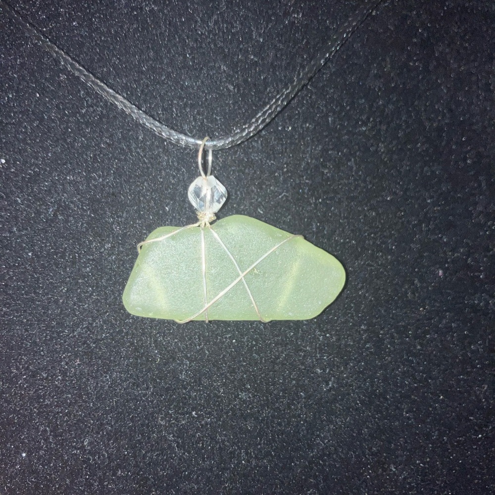 #105 handmade seaglass pendant